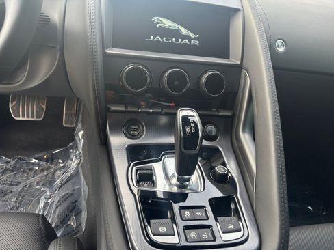 Used 2024 Jaguar F-TYPE R-Dynamic image 11