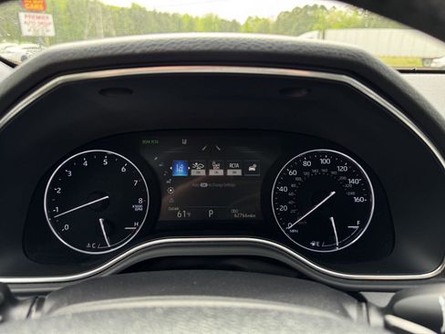 Used 2019 Toyota Avalon XSE w/ All Weather Liner Package image 21