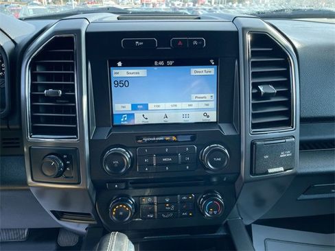 Used 2018 Ford F150 XLT w/ Equipment Group 302A Luxury image 20