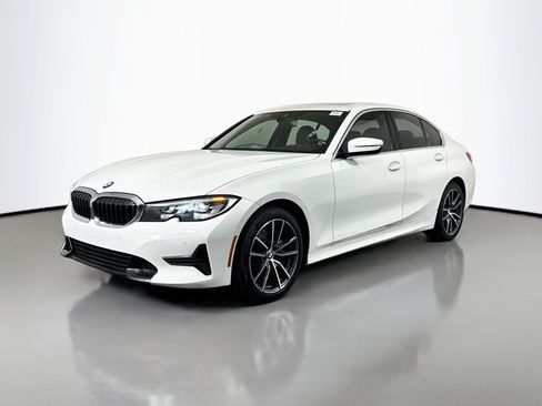 Used 2020 BMW 330i Sedan w/ Driving Assistance Package RWD image 4
