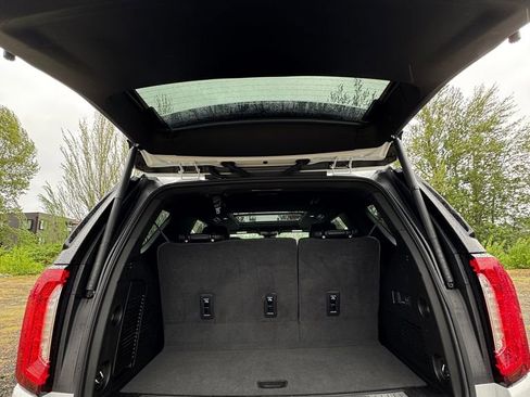 Used 2024 GMC Yukon Denali image 45