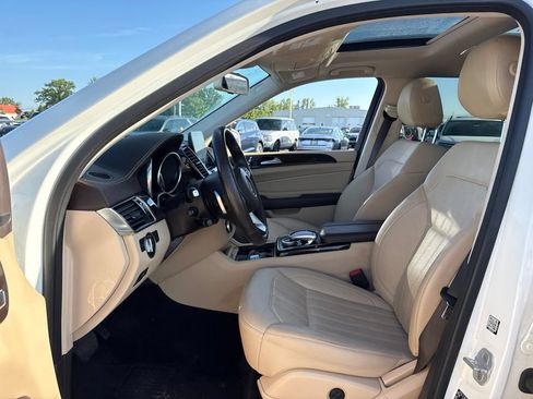 Used 2018 Mercedes-Benz GLS 450 4MATIC image 16