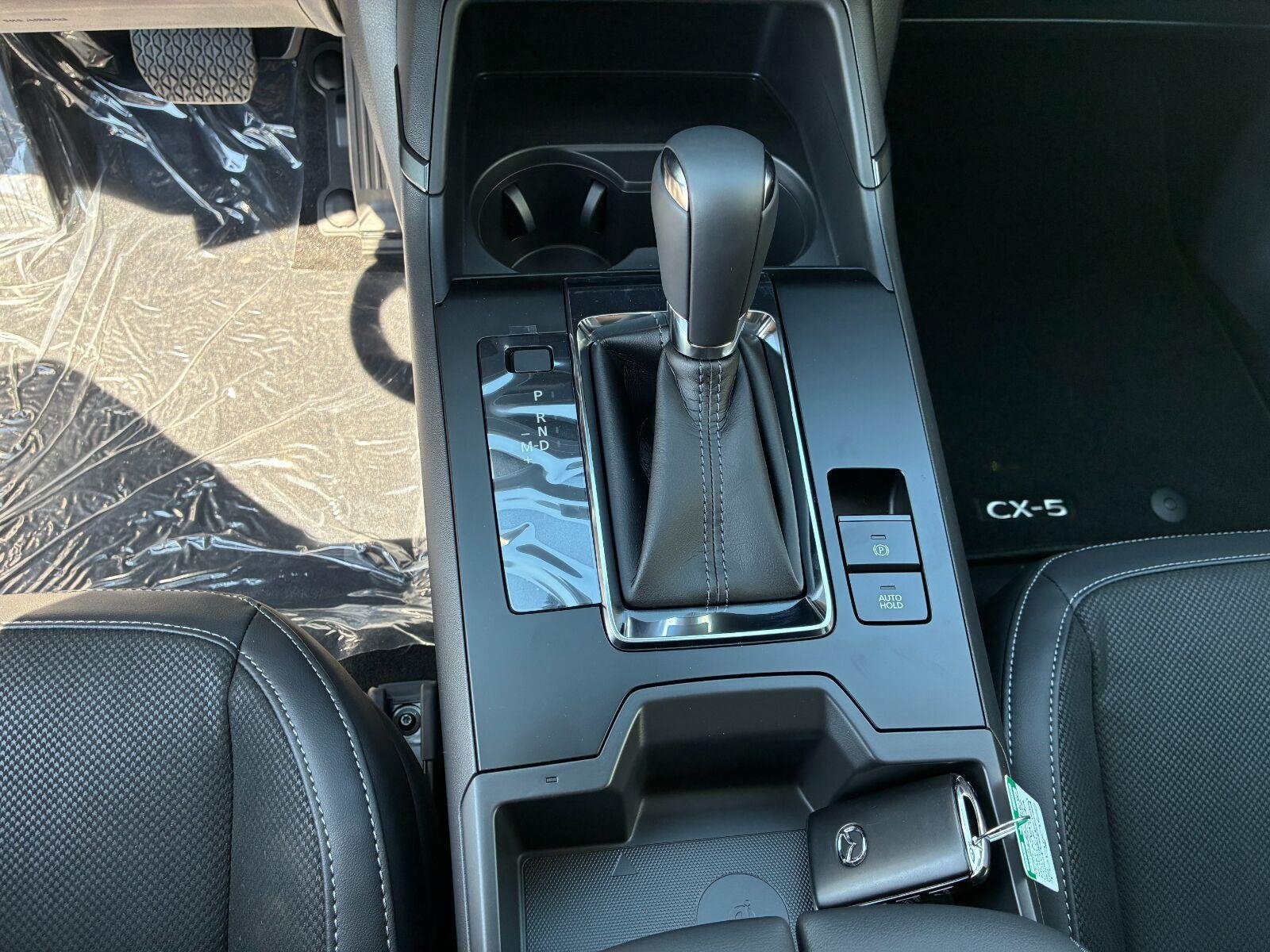 New 2026 MAZDA CX-5 Preferred AWD/4WD image 13