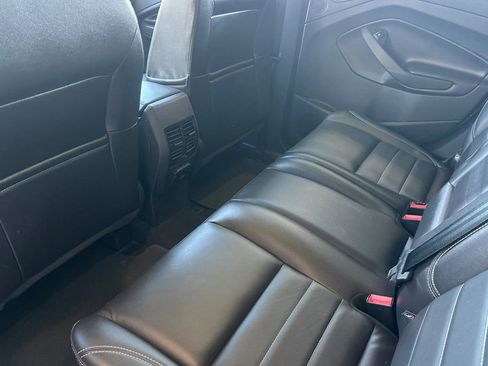 Used 2016 Ford C-MAX Energi SEL w/ Equipment Group 302A FWD image 13