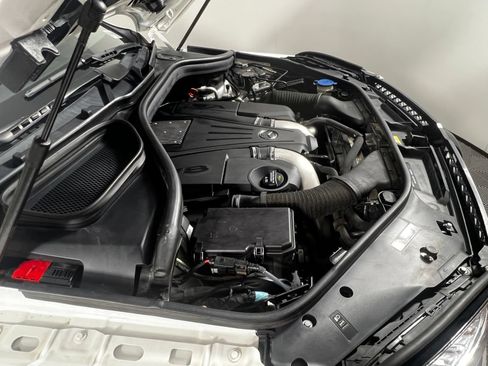 Used 2018 Mercedes-Benz GLS 550 4MATIC image 9