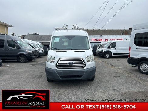 Used 2016 Ford Transit 150 XLT image 2