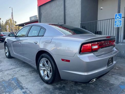 Used 2014 Dodge Charger R/T RWD image 7