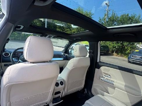 New 2026 Mercedes-Benz GLB 250 4MATIC image 17