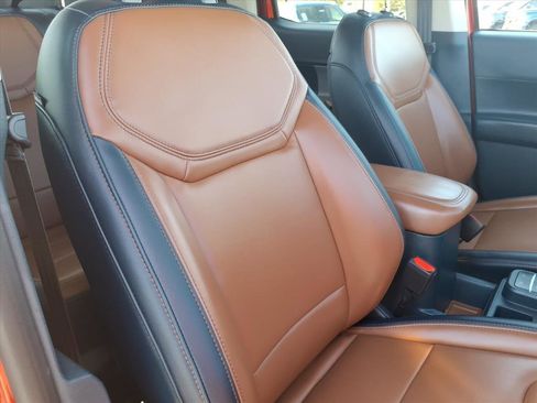 Certified 2022 Ford Maverick Lariat w/ Lariat Luxury Package image 12