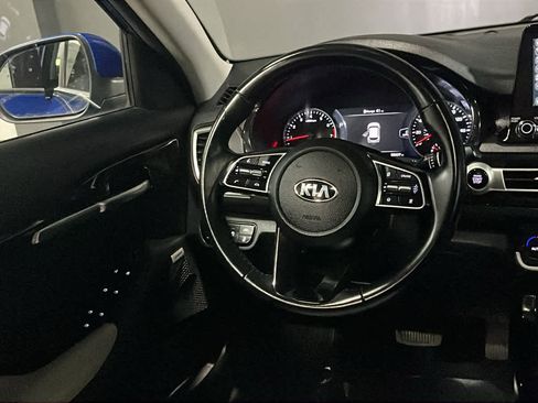 Used 2021 Kia Seltos SX w/ SX Sunroof Package AWD/4WD image 26