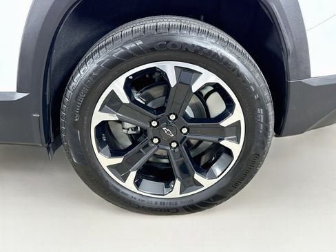Used 2025 Chevrolet Equinox LT w/ Convenience Package II AWD/4WD image 32