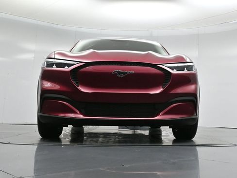 Certified 2025 Ford Mustang Mach-E Select image 47