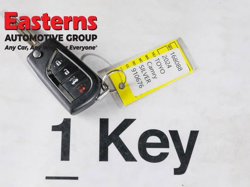 Used 2024 Toyota Camry SE FWD image 24