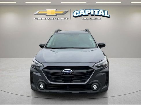 Used 2025 Subaru Outback Onyx Edition AWD/4WD image 8