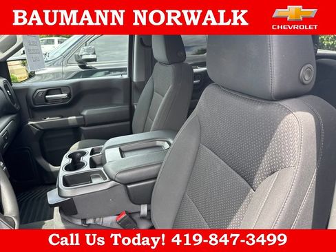 Used 2021 Chevrolet Silverado 1500 Custom w/ Rally Edition AWD/4WD image 17