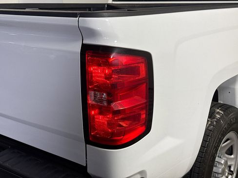 Used 2018 Chevrolet Silverado 1500 W/T w/ Trailering Package RWD image 32