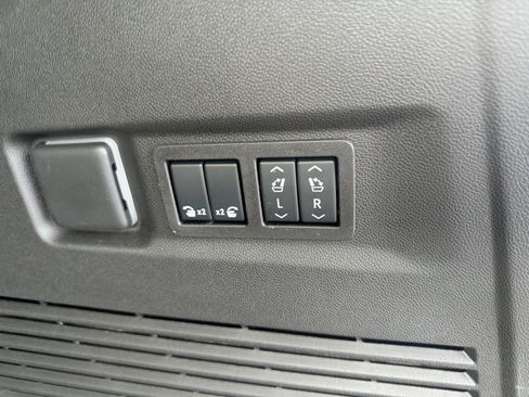 New 2026 Chevrolet Suburban Premier w/ Sun And Tow Package image 12