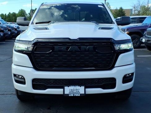 New 2026 RAM 1500 Express AWD/4WD image 22