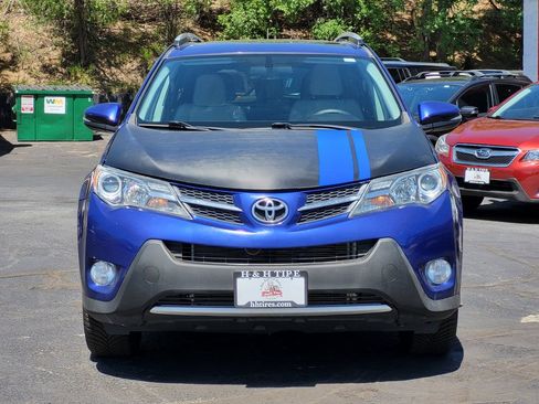 Used 2015 Toyota RAV4 XLE AWD/4WD image 4