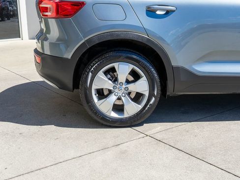Used 2019 Volvo XC40 T5 Momentum AWD/4WD image 34