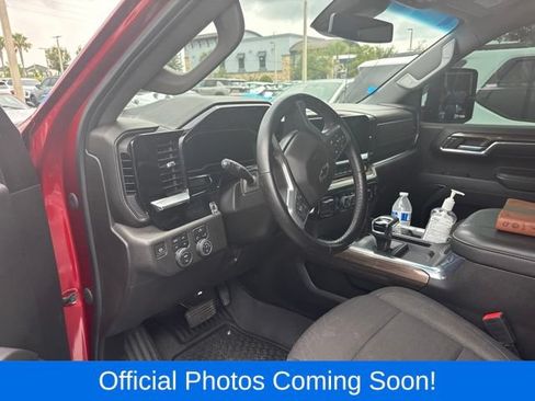 Used 2024 Chevrolet Silverado 1500 RST w/ Z71 Off-Road Package AWD/4WD image 4