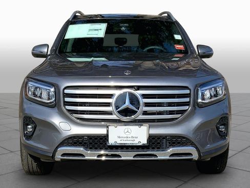 New 2026 Mercedes-Benz GLB 250 4MATIC image 3