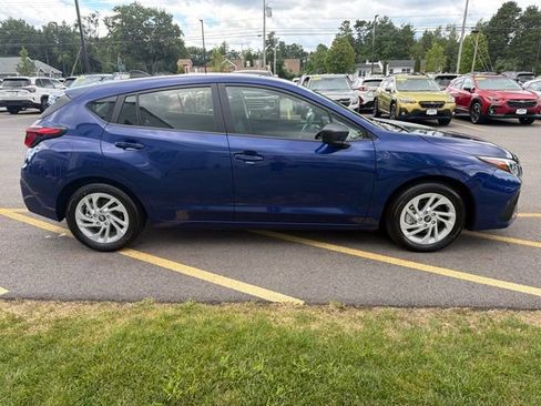 Used 2025 Subaru Impreza 2.0i AWD/4WD image 4