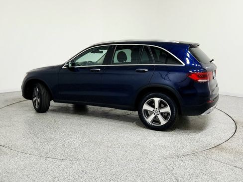 Used 2022 Mercedes-Benz GLC 300 4MATIC image 11