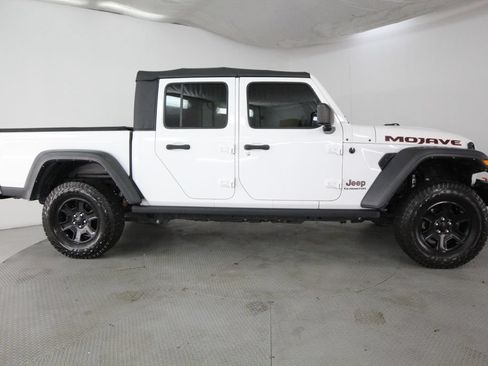Used 2021 Jeep Gladiator Mojave w/ LED Lighting Group AWD/4WD image 5