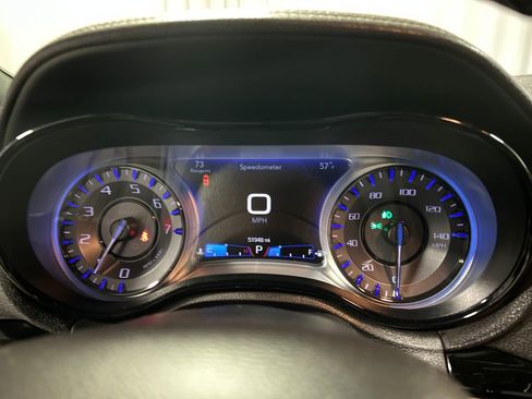 Used 2018 Chrysler 300 S w/ 300S Premium Group image 16