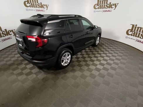 Certified 2023 GMC Terrain SLE w/ Driver Convenience Package AWD/4WD image 8