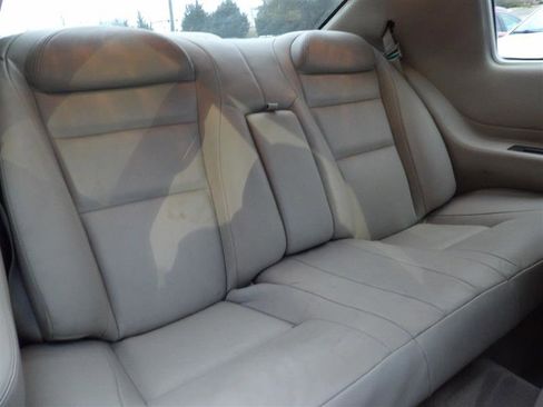 Used 2002 Cadillac Eldorado ESC w/ Preffered Equipment Group image 12