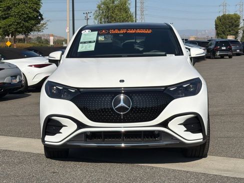 Used 2023 Mercedes-Benz EQE 500 4MATIC SUV image 3