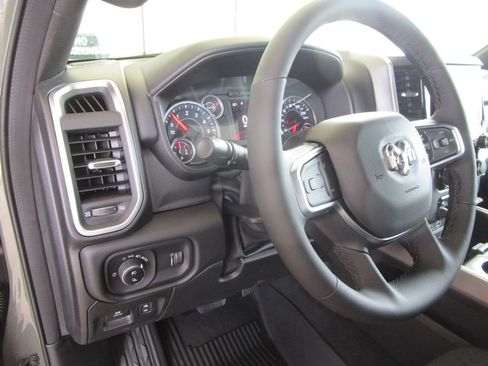 New 2026 RAM 1500 Big Horn AWD/4WD image 28