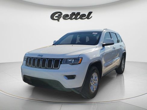 Used 2018 Jeep Grand Cherokee Laredo AWD/4WD image 1