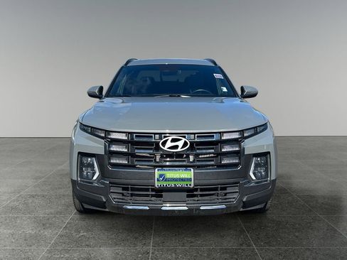 Used 2025 Hyundai Santa Cruz Limited AWD/4WD image 2