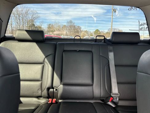 Used 2018 GMC Sierra 1500 SLT w/ SLT Premium Package image 19