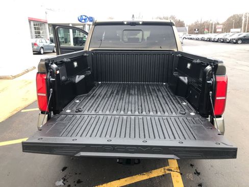 New 2026 Toyota Tacoma TRD Sport AWD/4WD image 19