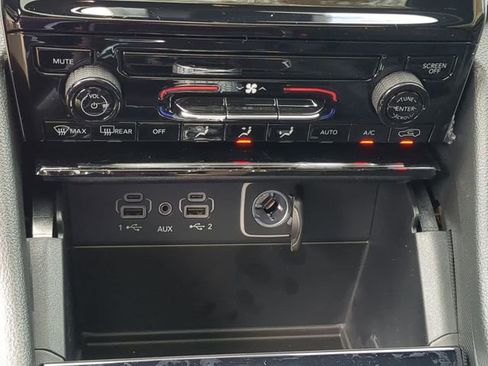 New 2025 Jeep Grand Cherokee Laredo X image 24