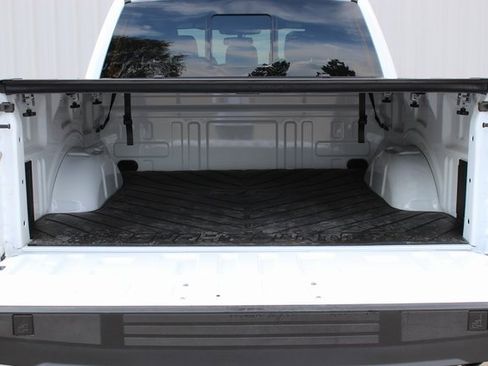 Used 2024 Ford F150 Lariat image 7