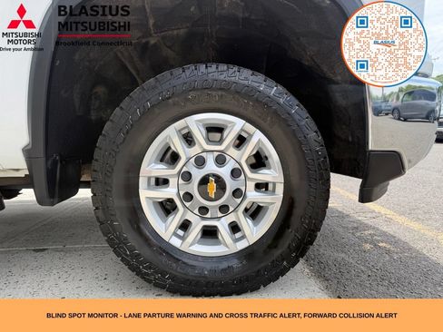 Used 2024 Chevrolet Silverado 2500 LT AWD/4WD image 6