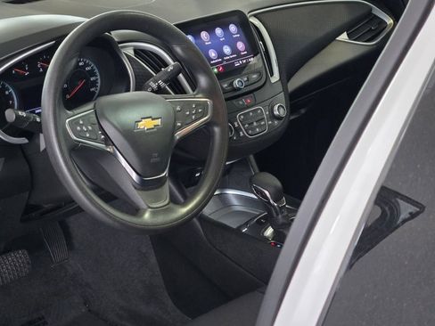 Used 2024 Chevrolet Malibu LT FWD image 21