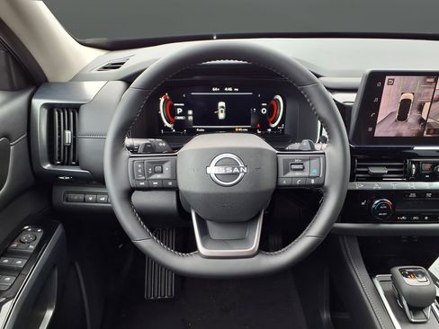 New 2026 Nissan Pathfinder SL AWD/4WD image 43