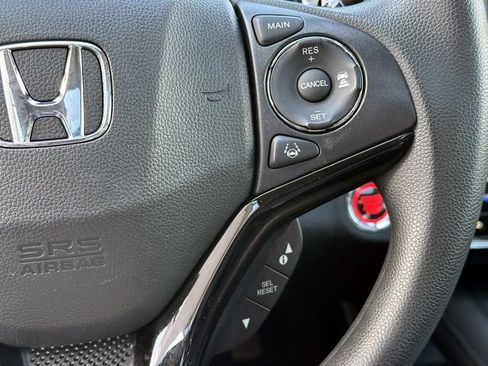 Used 2021 Honda HR-V EX image 21