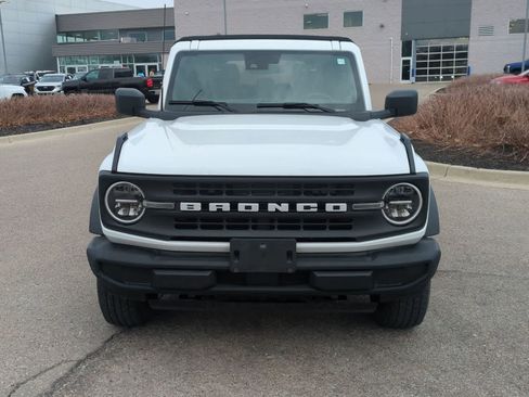 Used 2021 Ford Bronco 4-Door image 3