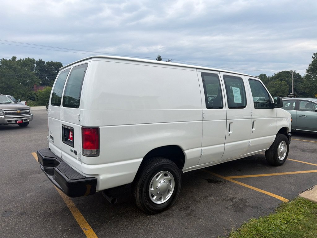 Used 2014 Ford E-350 and Econoline 350 Super Duty RWD image 6