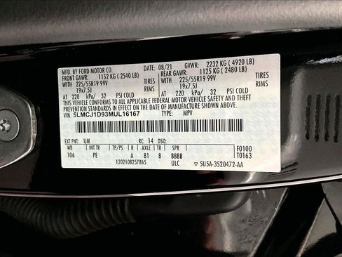 Used 2021 Lincoln Corsair AWD w/ Premium Package image 32