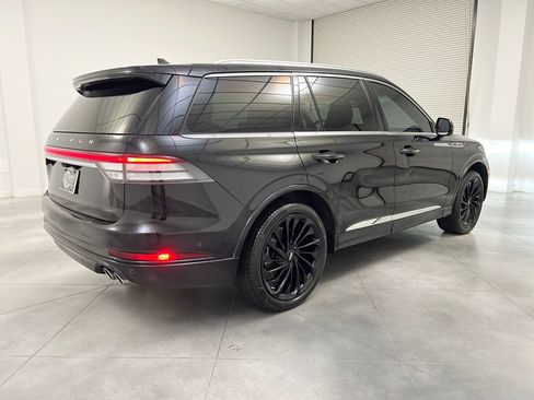 Used 2021 Lincoln Aviator Reserve w/ Equipment Group 208A AWD/4WD image 9