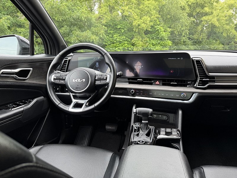 Used 2024 Kia Sportage X-Line w/ X-Line Premium Package AWD/4WD image 11