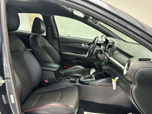 Used 2023 Kia Forte GT FWD image 12